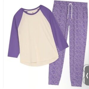 NWT Eddie Bauer Purple and Cream Pajama Set size medium